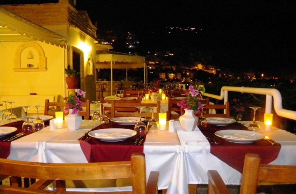 Hotel Dionysia Kalkan Luaran gambar